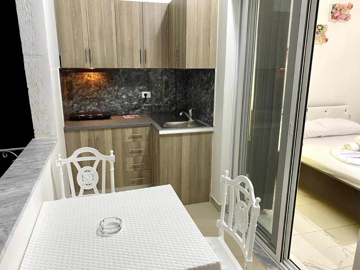 Apartmente Pamela Sarandë Eksteriør billede
